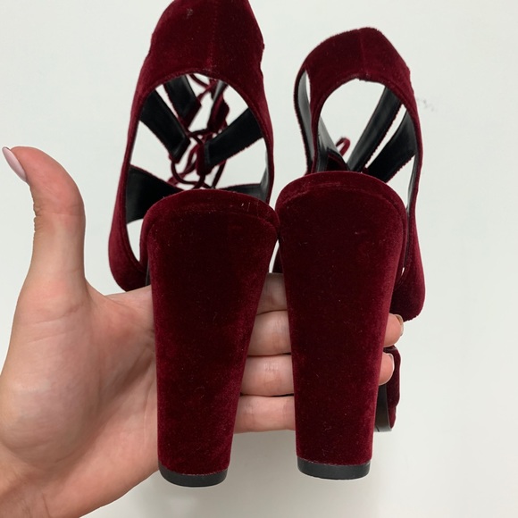 NEW Halogen Burgundy Lani Strappy Lace-Up Sandals - Picture 8 of 11